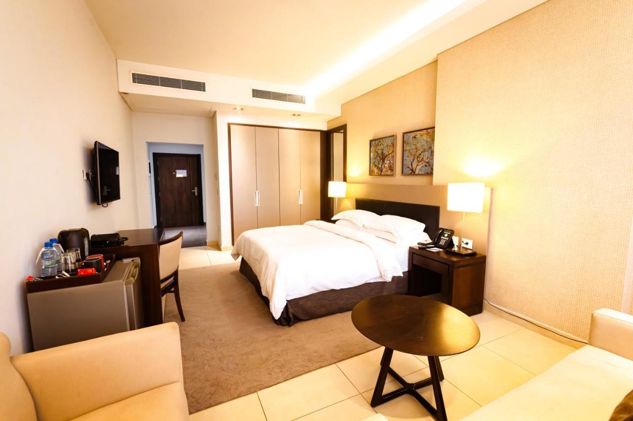 Kin Plaza Arjaan By Rotana Kinshasa Exterior foto