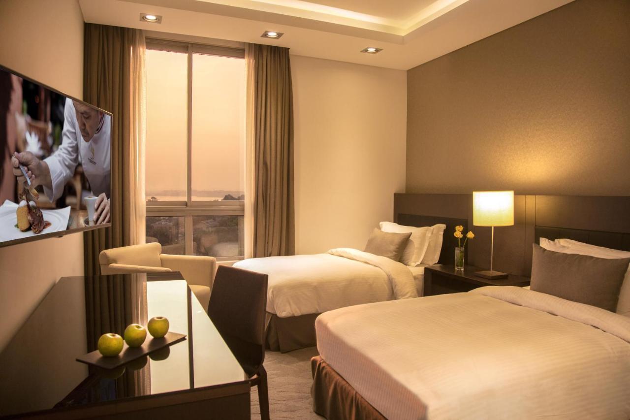 Kin Plaza Arjaan By Rotana Kinshasa Exterior foto